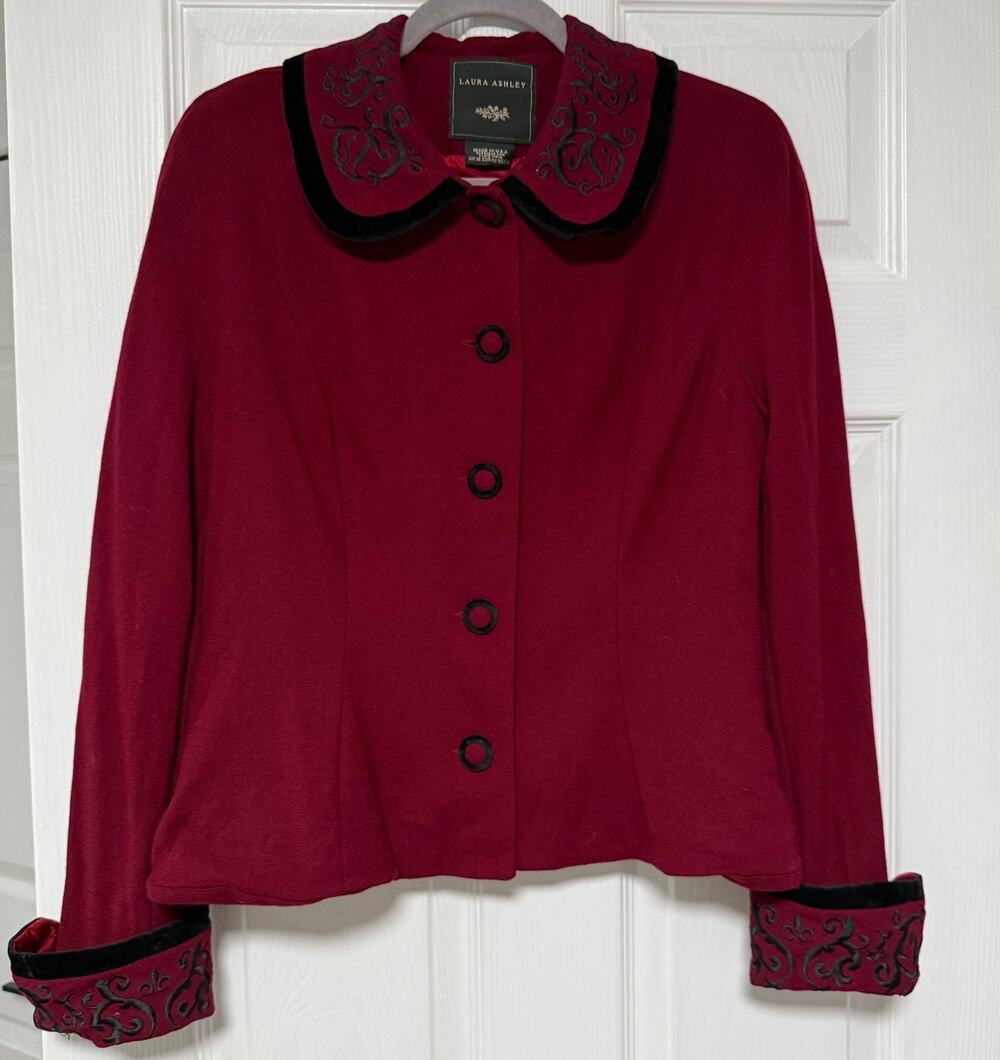 Laura Ashley Women's Burgundy 100%Wool Embroidered Blazer Jacket Size 12